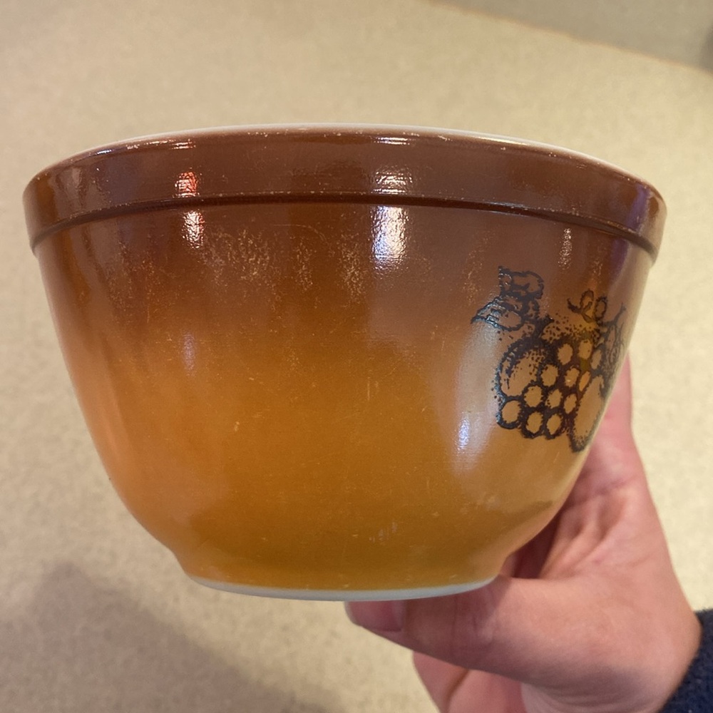 Vintage Pyrex “Old Orchard” - Picture 2 of 8